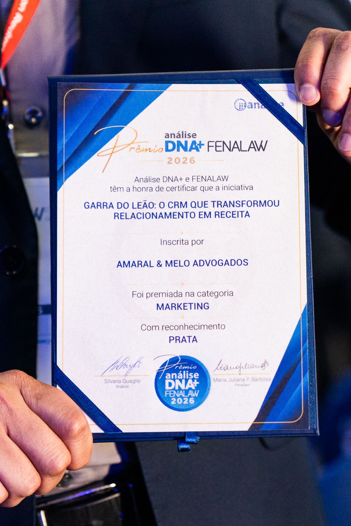 Certificado do Prêmio Análise DNA+Fenalaw 2026 concedido ao Amaral e Melo Advogados, classificação prata na categoria Marketing